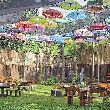 Luljetta'S Place Garden Suites Antipolo Esterno foto