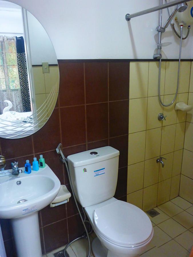 Luljetta'S Place Garden Suites Antipolo Esterno foto