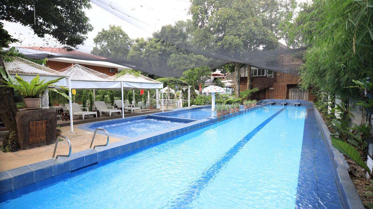 Luljetta'S Place Garden Suites Antipolo Esterno foto