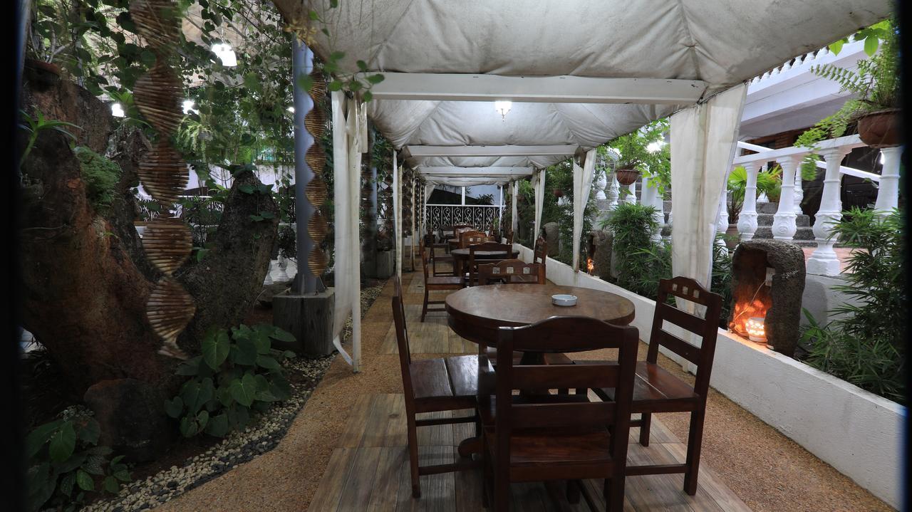 Luljetta'S Place Garden Suites Antipolo Esterno foto