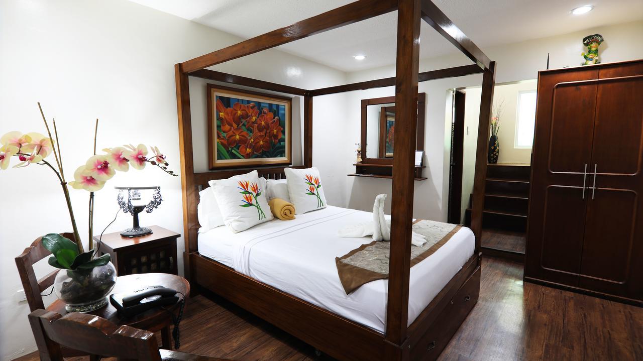Luljetta'S Place Garden Suites Antipolo Esterno foto